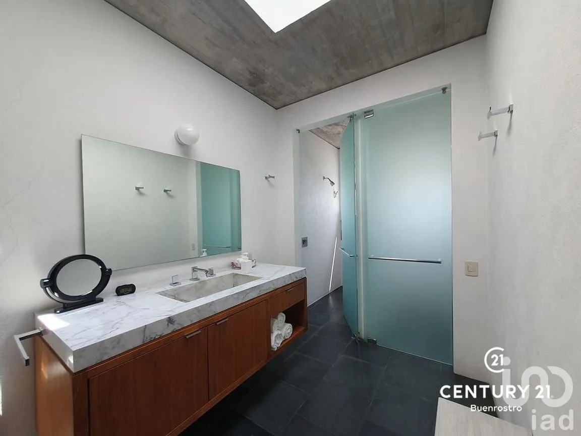 Casa en Venta en Valle de Bravo, Valle de Bravo, Estado de México | NEX-275040 | iad México | Foto 14 de 27