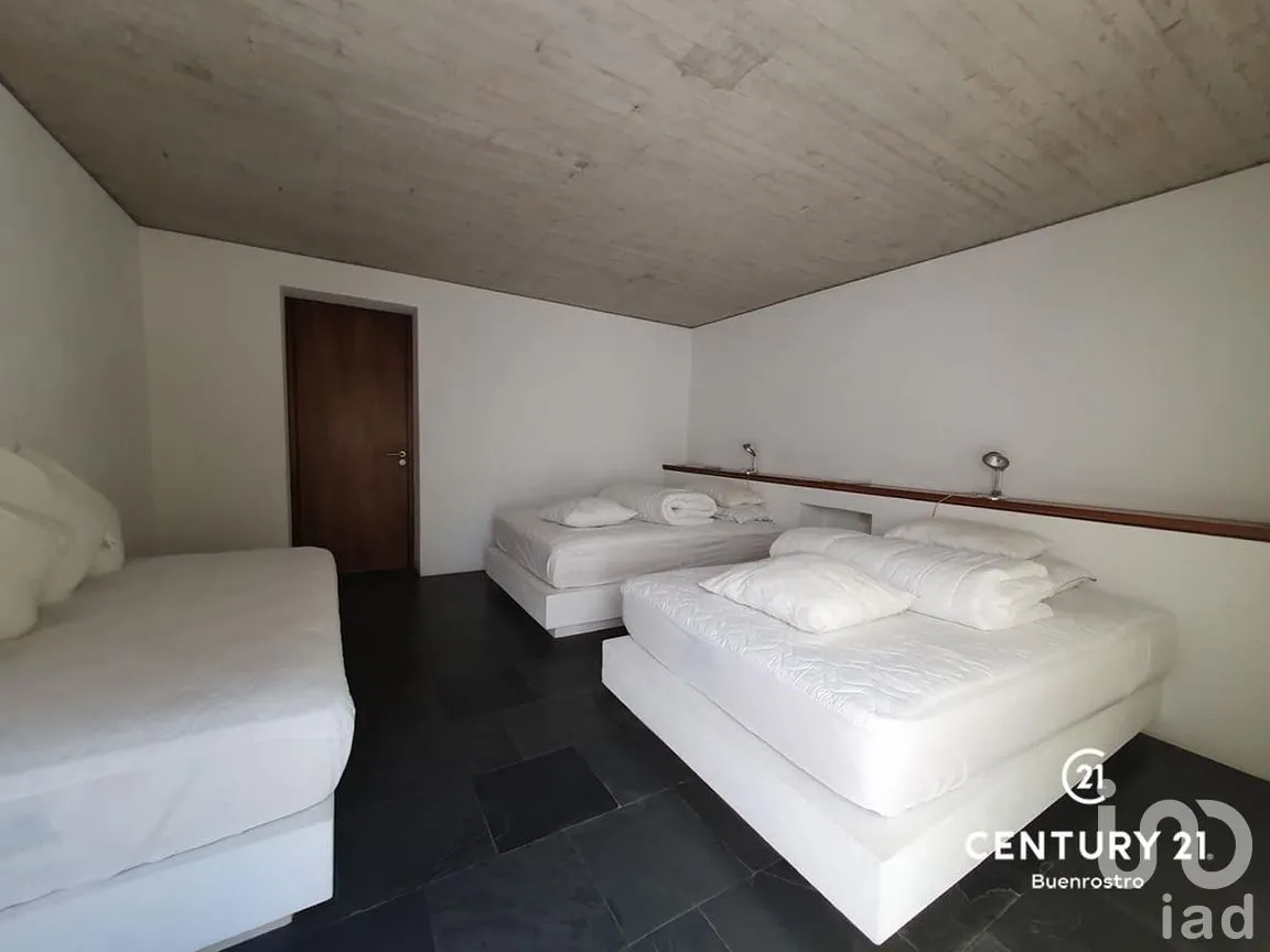 Casa en Venta en Valle de Bravo, Valle de Bravo, Estado de México | NEX-275040 | iad México | Foto 16 de 27