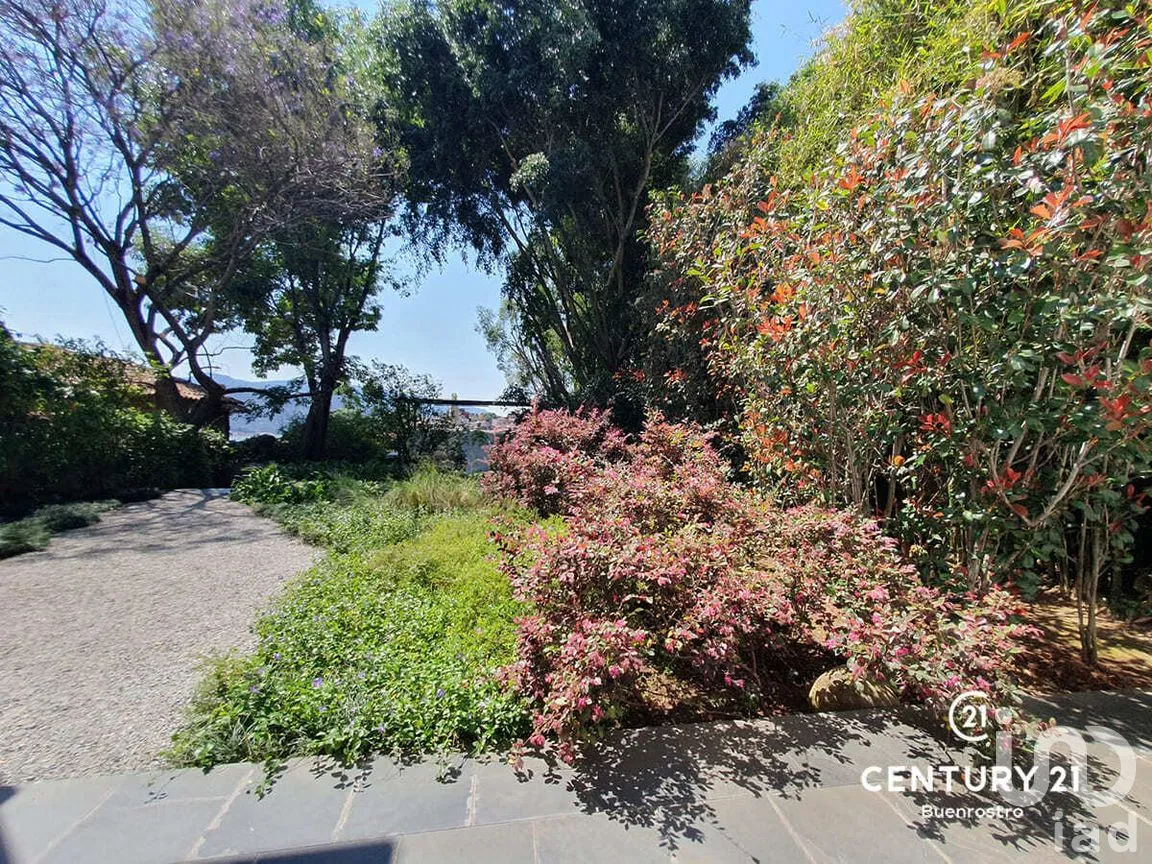Casa en Venta en Valle de Bravo, Valle de Bravo, Estado de México | NEX-275040 | iad México | Foto 22 de 27
