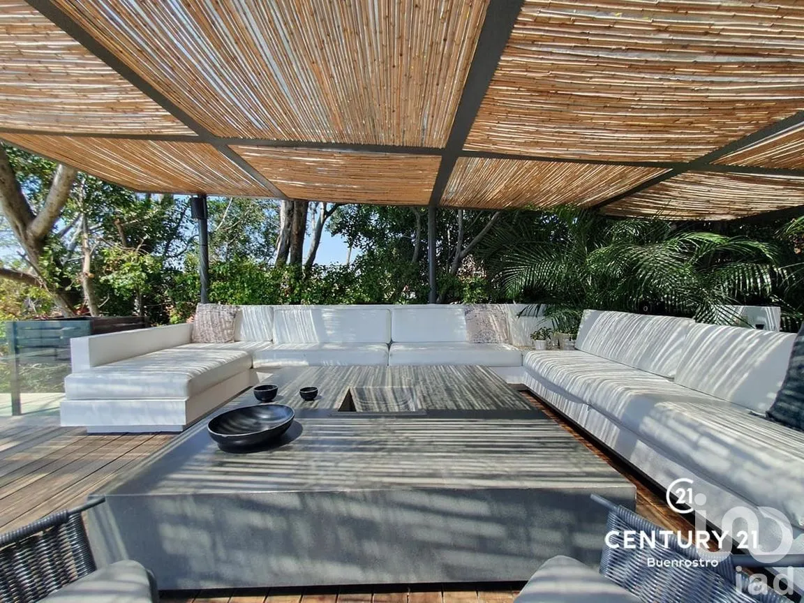 Casa en Venta en Valle de Bravo, Valle de Bravo, Estado de México | NEX-275040 | iad México | Foto 4 de 27