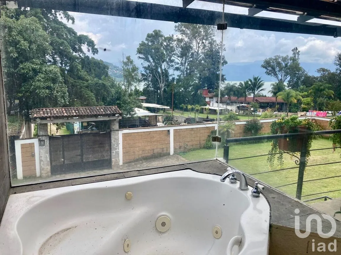 Casa en Renta en San Gaspar, Valle de Bravo, Estado de México | NEX-277394 | iad México | Foto 10 de 18