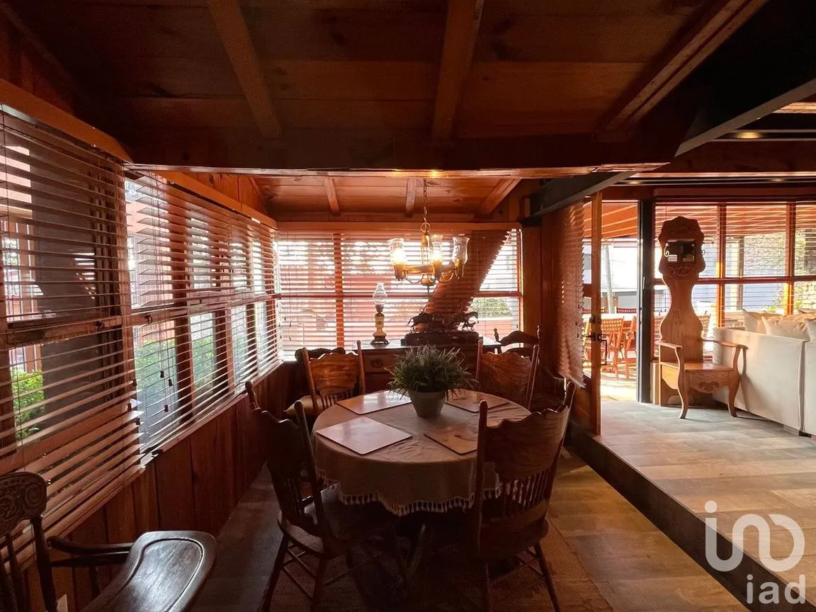 Casa en Venta en Avándaro, Valle de Bravo, Estado de México | NEX-277395 | iad México | Foto 5 de 17