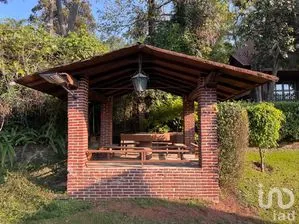NEX-277395 - Casa en Venta, con 3 recamaras, con 2 baños, con 100 m2 de construcción en Avándaro, CP 51200, Estado de México.