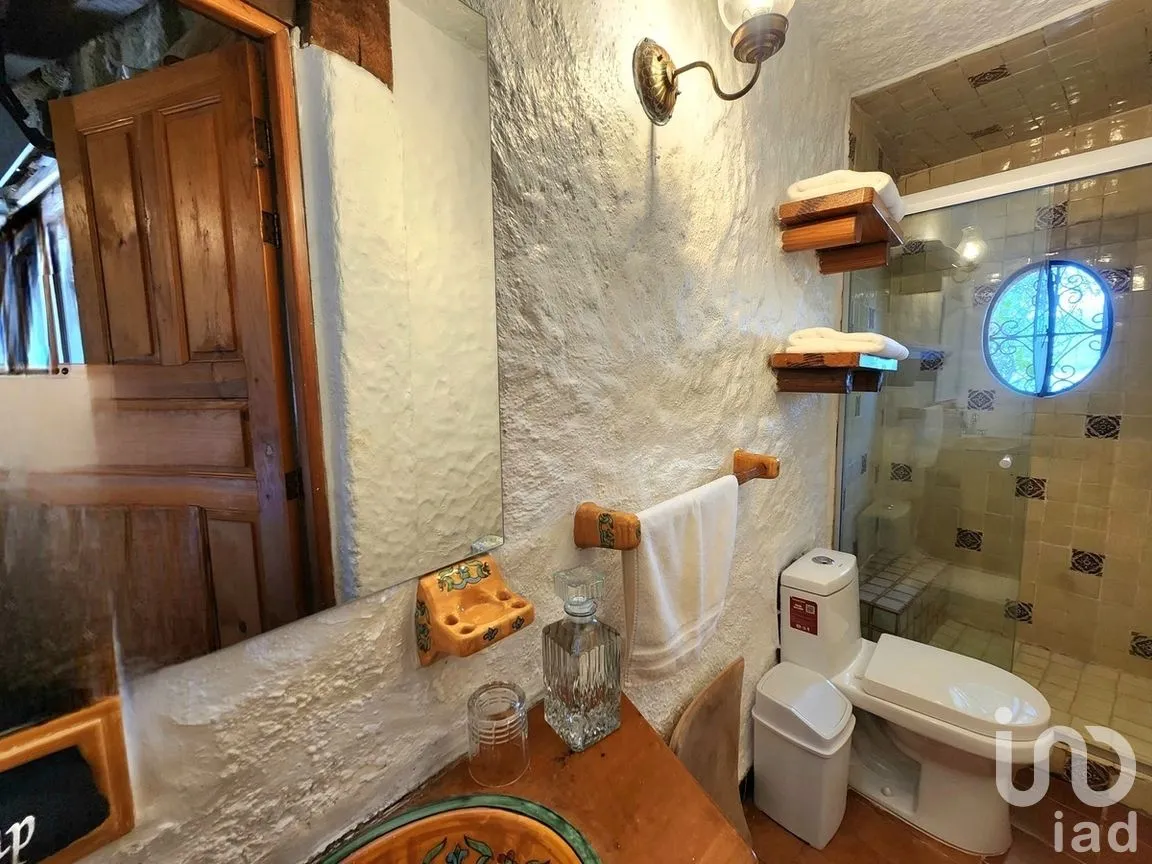 Casa en Venta en Valle de Bravo, Valle de Bravo, Estado de México | NEX-278766 | iad México | Foto 16 de 33