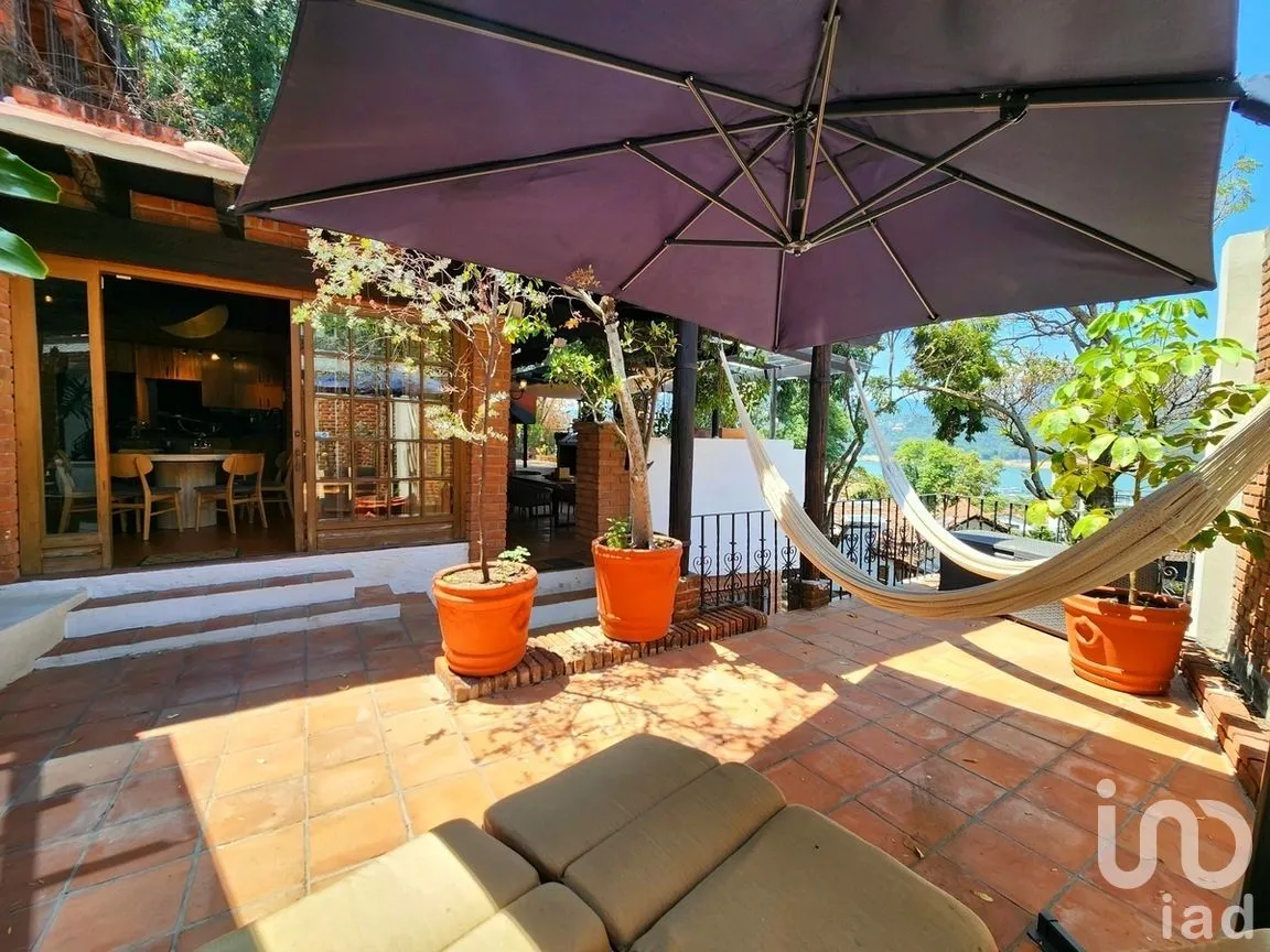 Casa en Venta en Valle de Bravo, Valle de Bravo, Estado de México | NEX-278766 | iad México | Foto 19 de 33