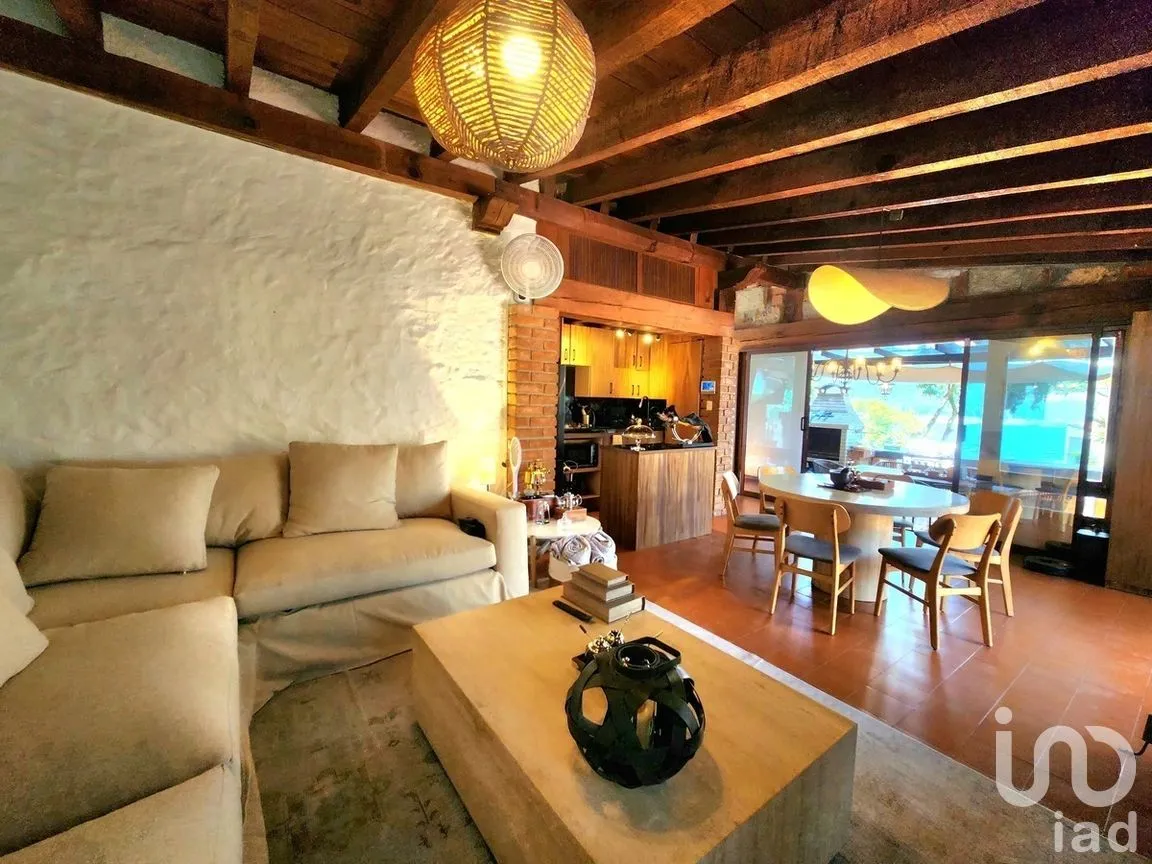 Casa en Venta en Valle de Bravo, Valle de Bravo, Estado de México | NEX-278766 | iad México | Foto 6 de 33