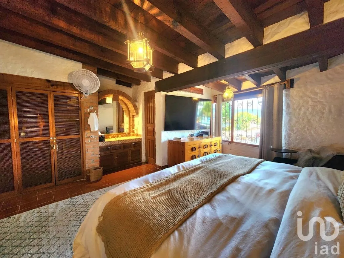 Casa en Venta en Valle de Bravo, Valle de Bravo, Estado de México | NEX-278766 | iad México | Foto 9 de 33