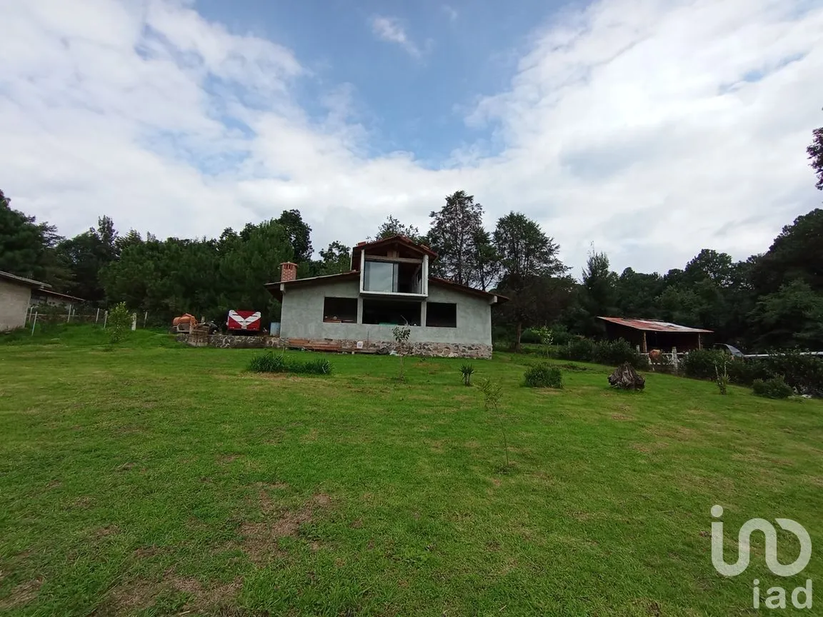 Casa en Renta en Valle de Bravo, Valle de Bravo, Estado de México | NEX-278791 | iad México | Foto 1 de 7