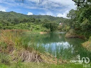 NEX-281838 - Terreno en Venta en Valle de Bravo, CP 51200, Estado de México.