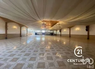 NEX-281840 - Local en Renta, con 2400 m2 de construcción en Valle de Bravo, CP 51200, Estado de México.