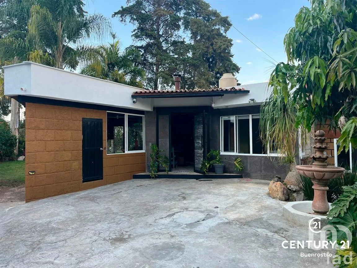 Casa en Renta en Valle de Bravo, Valle de Bravo, Estado de México | NEX-281842 | iad México | Foto 3 de 22