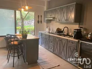 NEX-284248 - Departamento en Renta, con 1 recamara, con 1 baño, con 90 m2 de construcción en Valle de Bravo, CP 51200, Estado de México.