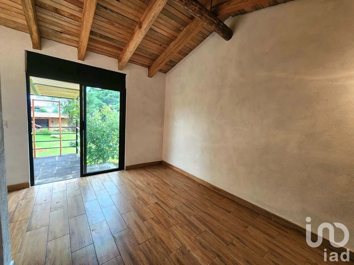 Casa en Renta en Cerro Gordo, Valle de Bravo, Estado de México | NEX-284410 | iad México | Foto 6 de 11