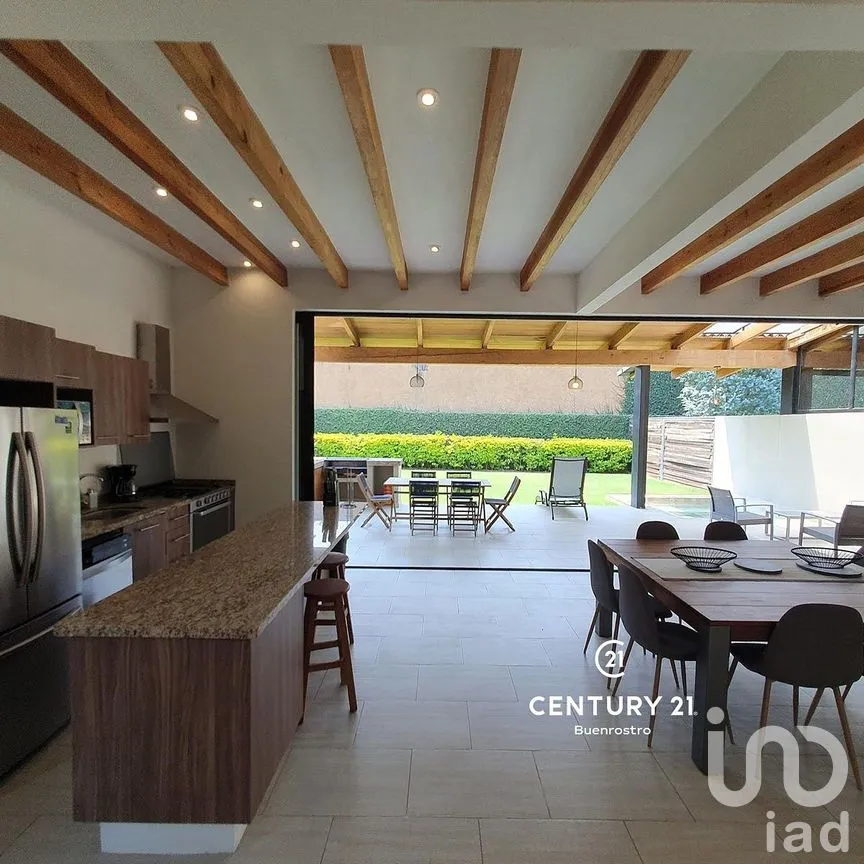 Casa en Venta en Avándaro, Valle de Bravo, Estado de México | NEX-288136 | iad México | Foto 7 de 19