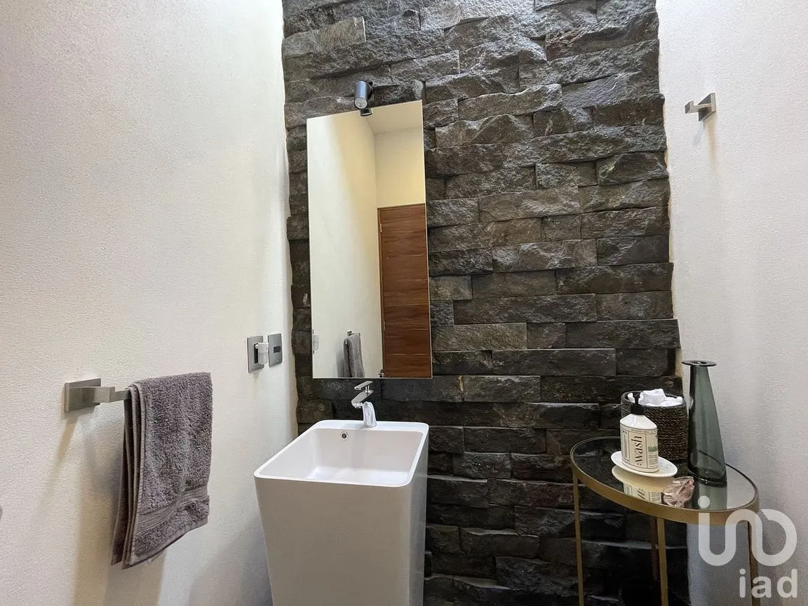 Casa en Venta en Avándaro, Valle de Bravo, Estado de México | NEX-288372 | iad México | Foto 23 de 26