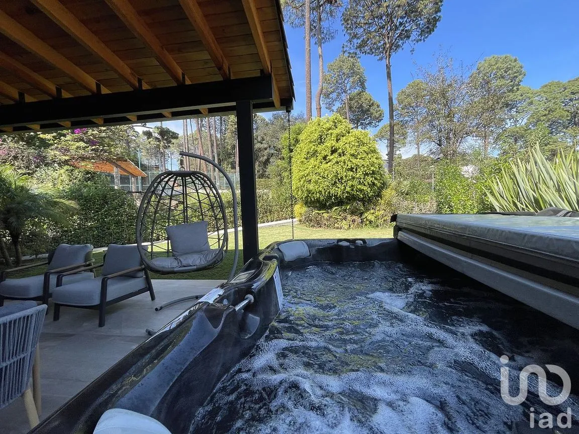 Casa en Venta en Avándaro, Valle de Bravo, Estado de México | NEX-288372 | iad México | Foto 6 de 26