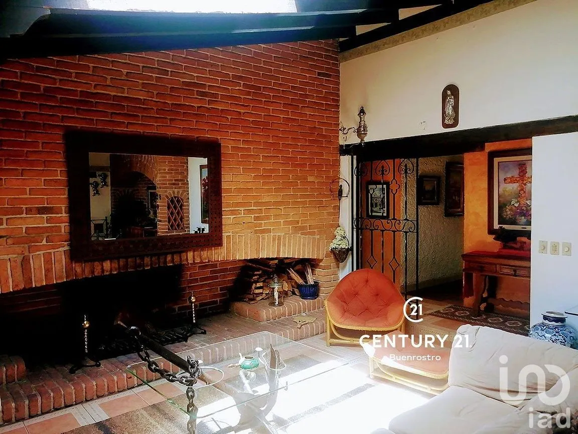 Casa en Renta en Avándaro, Valle de Bravo, Estado de México | NEX-288481 | iad México | Foto 2 de 21