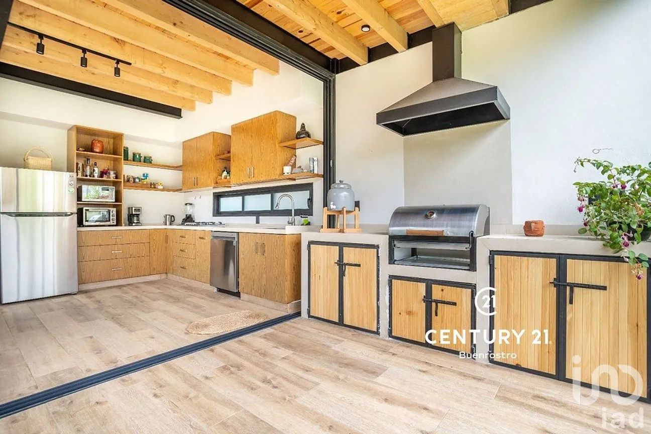 Casa en Venta en Avándaro, Valle de Bravo, Estado de México | NEX-288729 | iad México | Foto 8 de 19