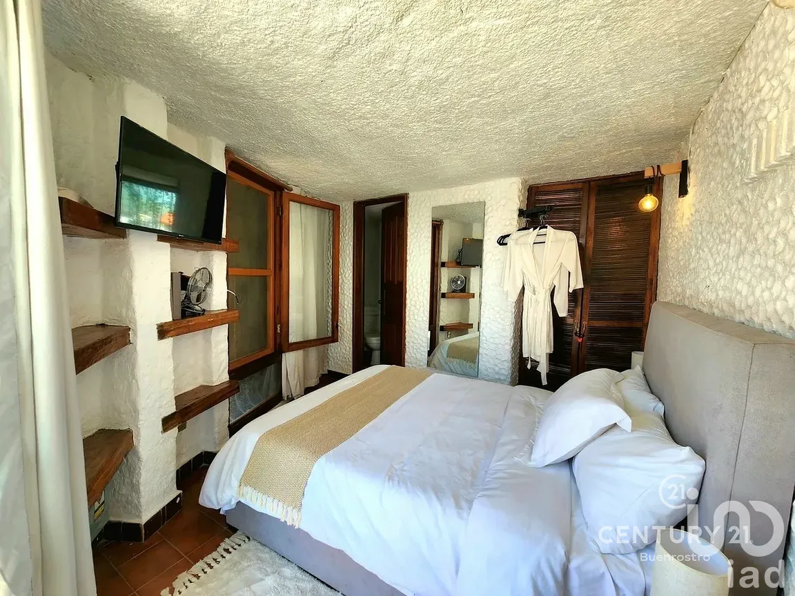 Casa en Renta en Avándaro, Valle de Bravo, Estado de México | NEX-288730 | iad México | Foto 17 de 31