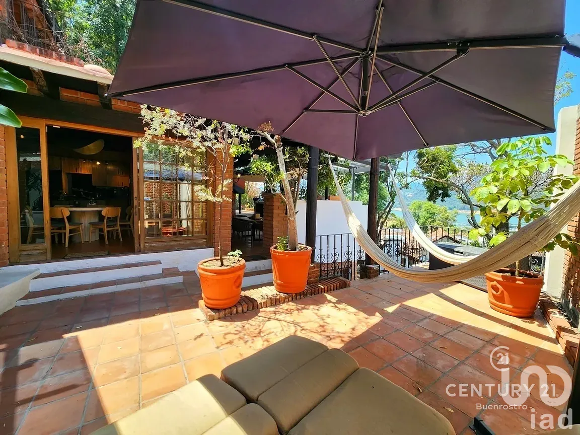 Casa en Renta en Avándaro, Valle de Bravo, Estado de México | NEX-288730 | iad México | Foto 19 de 31
