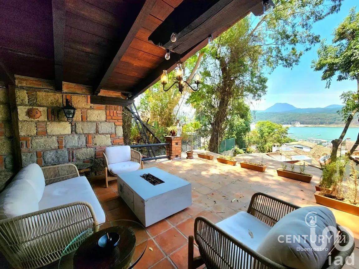 Casa en Renta en Avándaro, Valle de Bravo, Estado de México | NEX-288730 | iad México | Foto 28 de 31