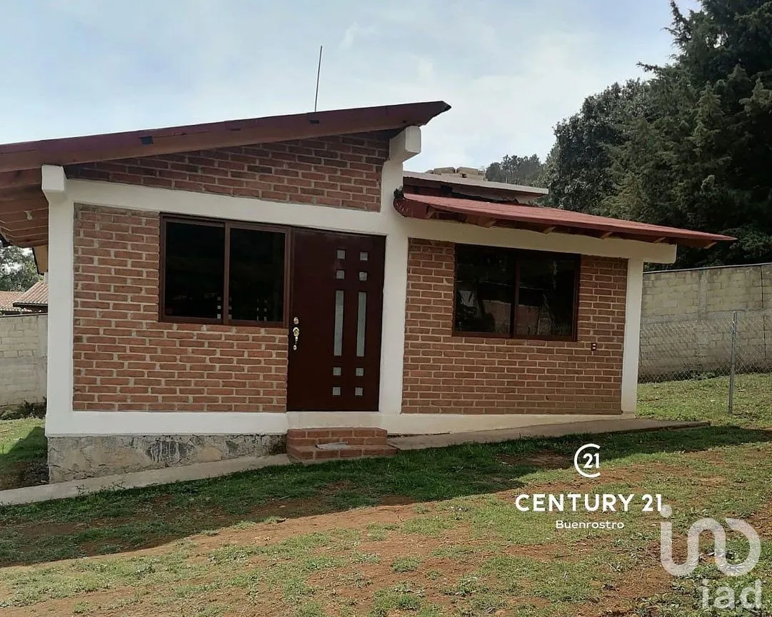 Casa en Renta en Rincón de Estradas, Valle de Bravo, Estado de México | NEX-289287 | iad México | Foto 3 de 7
