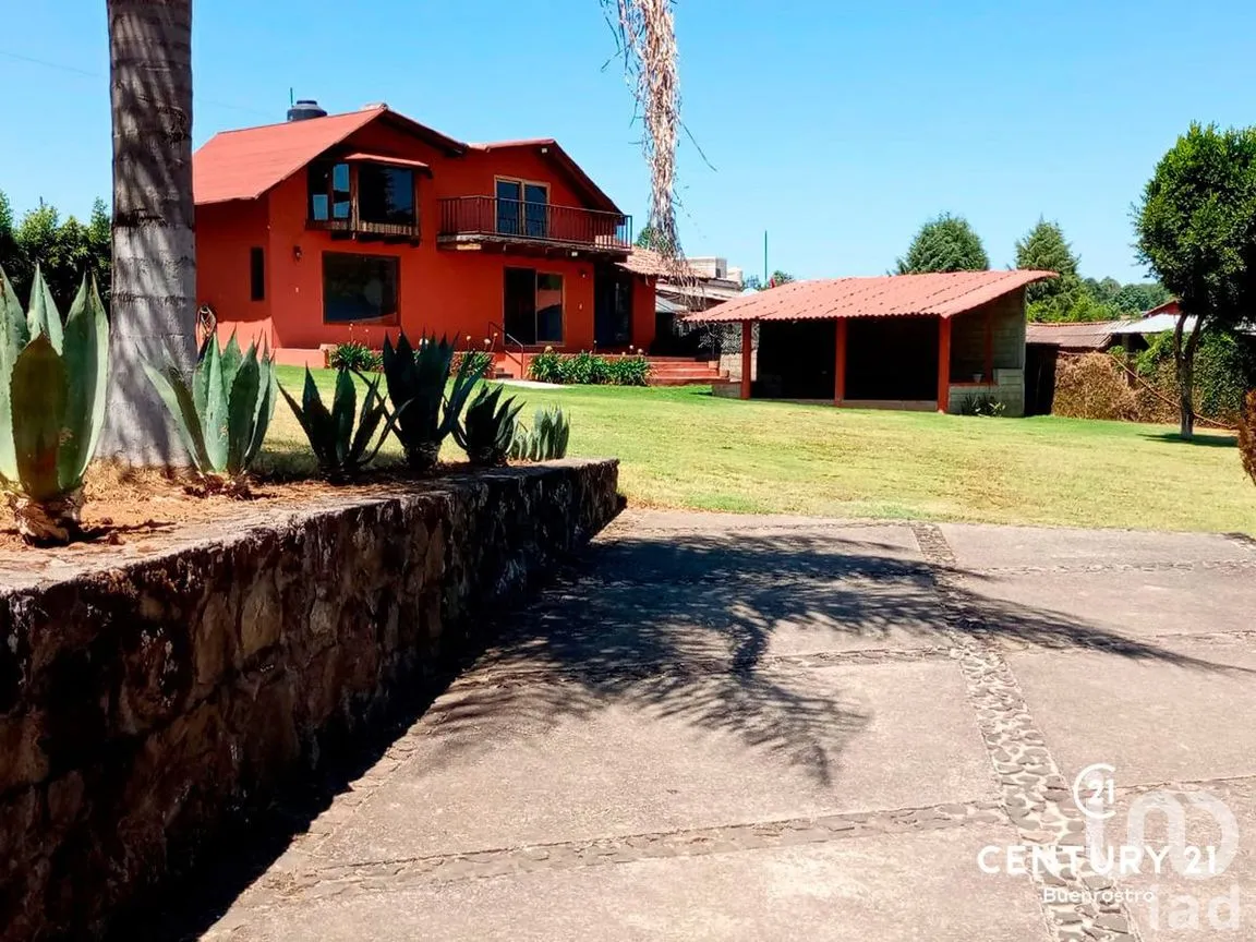 Casa en Renta en El Fresno, Valle de Bravo, Estado de México | NEX-293149 | iad México | Foto 2 de 14
