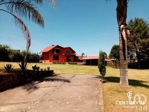 NEX-293149 - Casa en Renta, con 3 recamaras, con 2 baños, con 200 m2 de construcción en El Fresno, CP 51248, Estado de México.