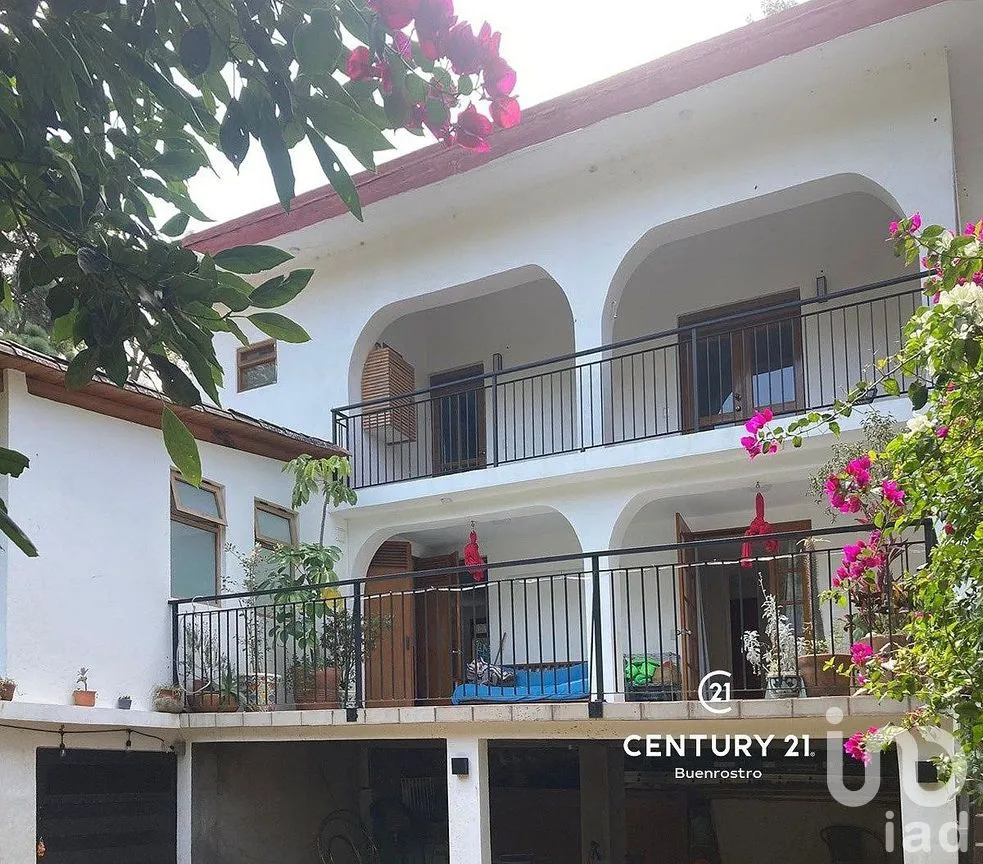 Casa en Renta en Monte Alto, Valle de Bravo, Estado de México | NEX-293743 | iad México | Foto 1 de 25