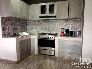 NEX-293769 - Departamento en Renta, con 2 recamaras, con 1 baño, con 100 m2 de construcción en El Fresno, CP 51248, Estado de México.