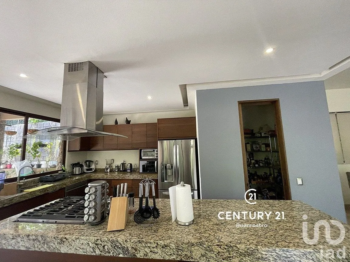 Casa en Renta en Cerro Colorado, Valle de Bravo, Estado de México | NEX-293867 | iad México | Foto 6 de 30