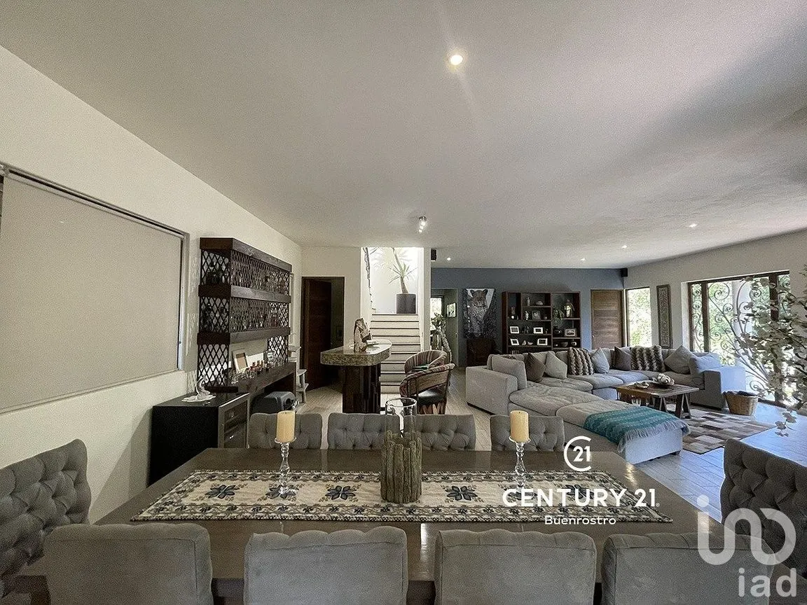 Casa en Renta en Cerro Colorado, Valle de Bravo, Estado de México | NEX-293867 | iad México | Foto 8 de 30