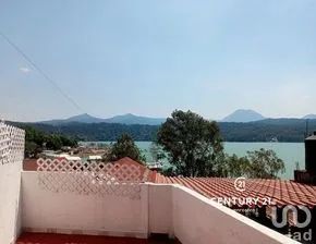 NEX-294047 - Departamento en Renta, con 2 recamaras, con 1 baño, con 200 m2 de construcción en Valle de Bravo, CP 51200, Estado de México.