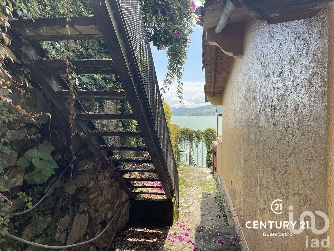 Casa en Venta en Valle de Bravo, Valle de Bravo, Estado de México | NEX-294626 | iad México | Foto 14 de 15