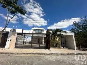 NEX-201960 - Casa en Venta, con 3 recamaras, con 4 baños, con 285 m2 de construcción en Dzityá, CP 97302, Yucatán.