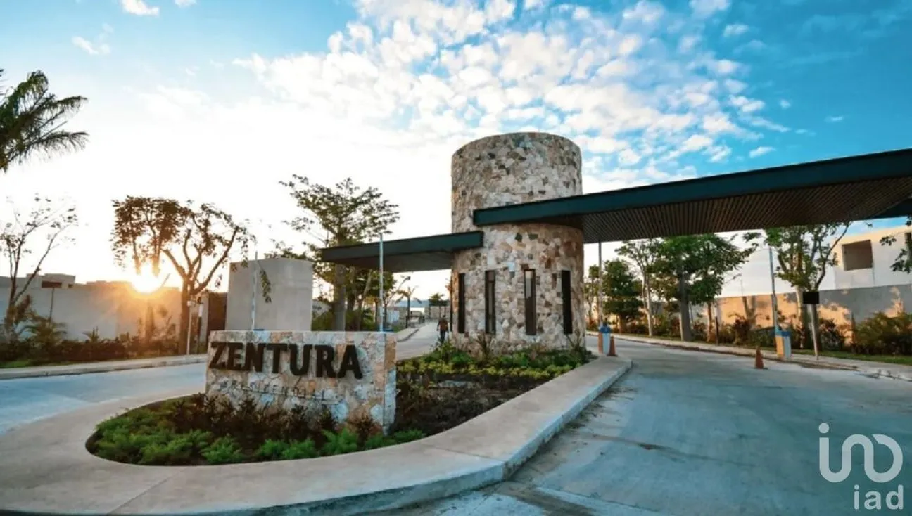 Casa en Venta en Cholul, Mérida, Yucatán | NEX-227050 | iad México | Foto 2 de 19
