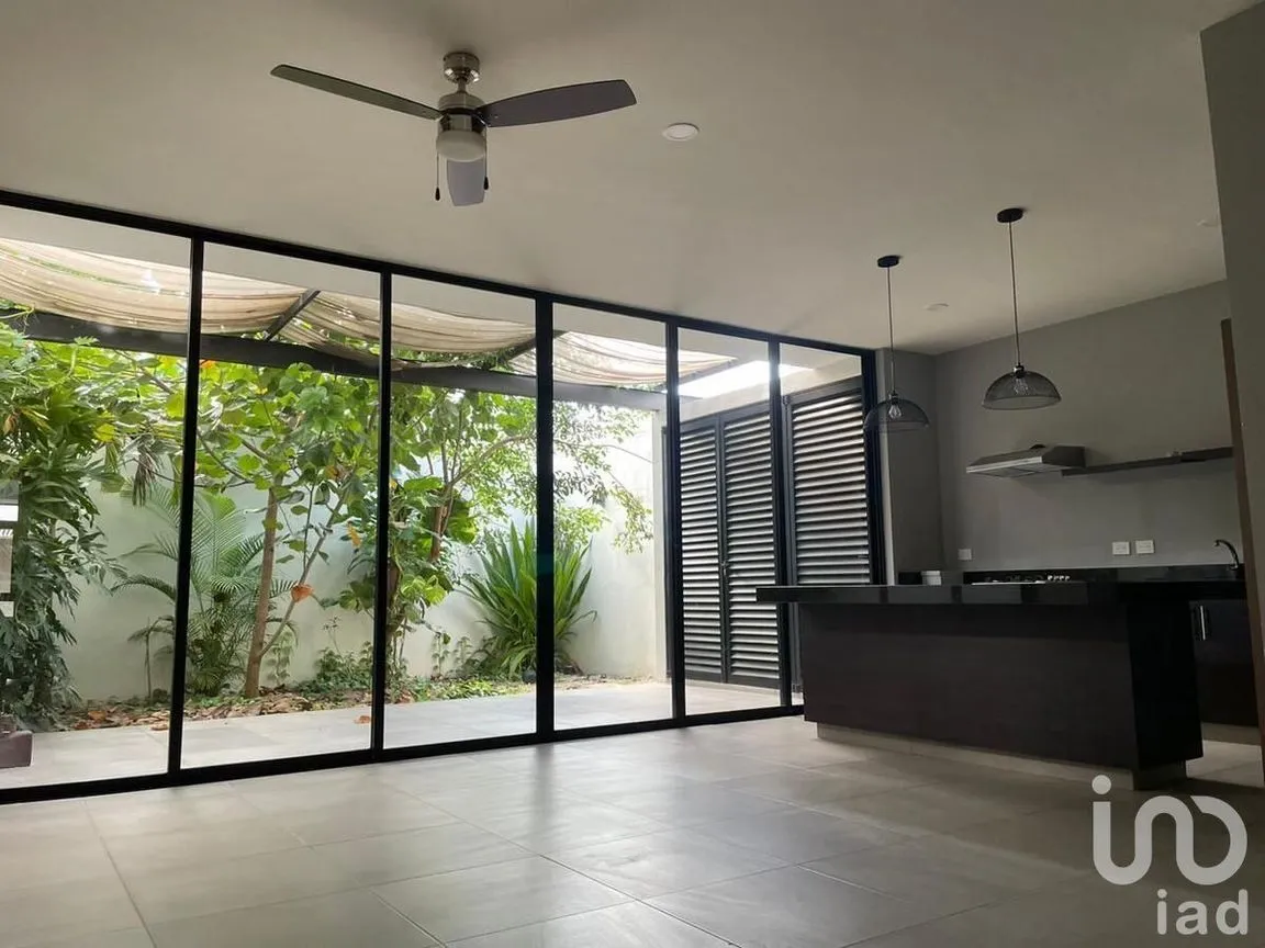 Casa en Venta en Temozon Norte, Mérida, Yucatán | NEX-229818 | iad México | Foto 2 de 15