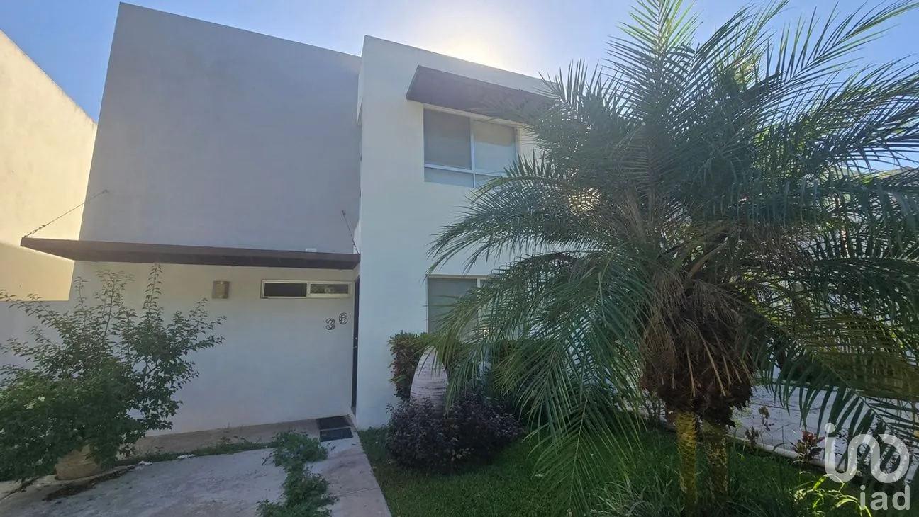 Casa en Renta en Conkal, Conkal, Yucatán | NEX-273602 | iad México | Foto 1 de 25