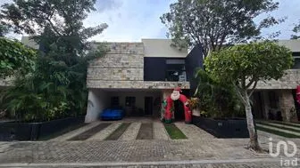 NEX-277400 - Casa en Venta, con 3 recamaras, con 3 baños, con 273.5 m2 de construcción en Cabo Norte, CP 97305, Yucatán.
