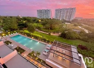 NEX-299853 - Departamento en Renta, con 3 recamaras, con 3 baños, con 168 m2 de construcción.