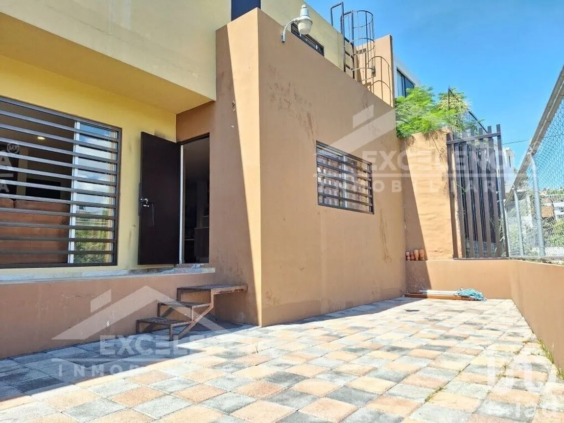 Casa en Venta en Lomas de Vista Bella, Morelia, Michoacán | NEX-228175 | iad México | Foto 11 de 16