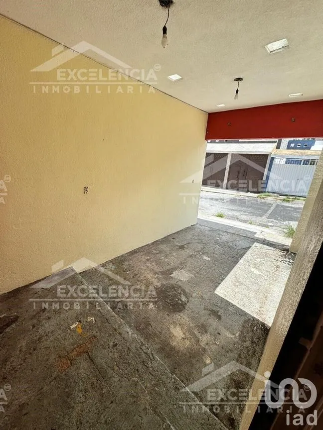 Casa en Venta en Héroes Republicanos, Morelia, Michoacán | NEX-228766 | iad México | Foto 3 de 13