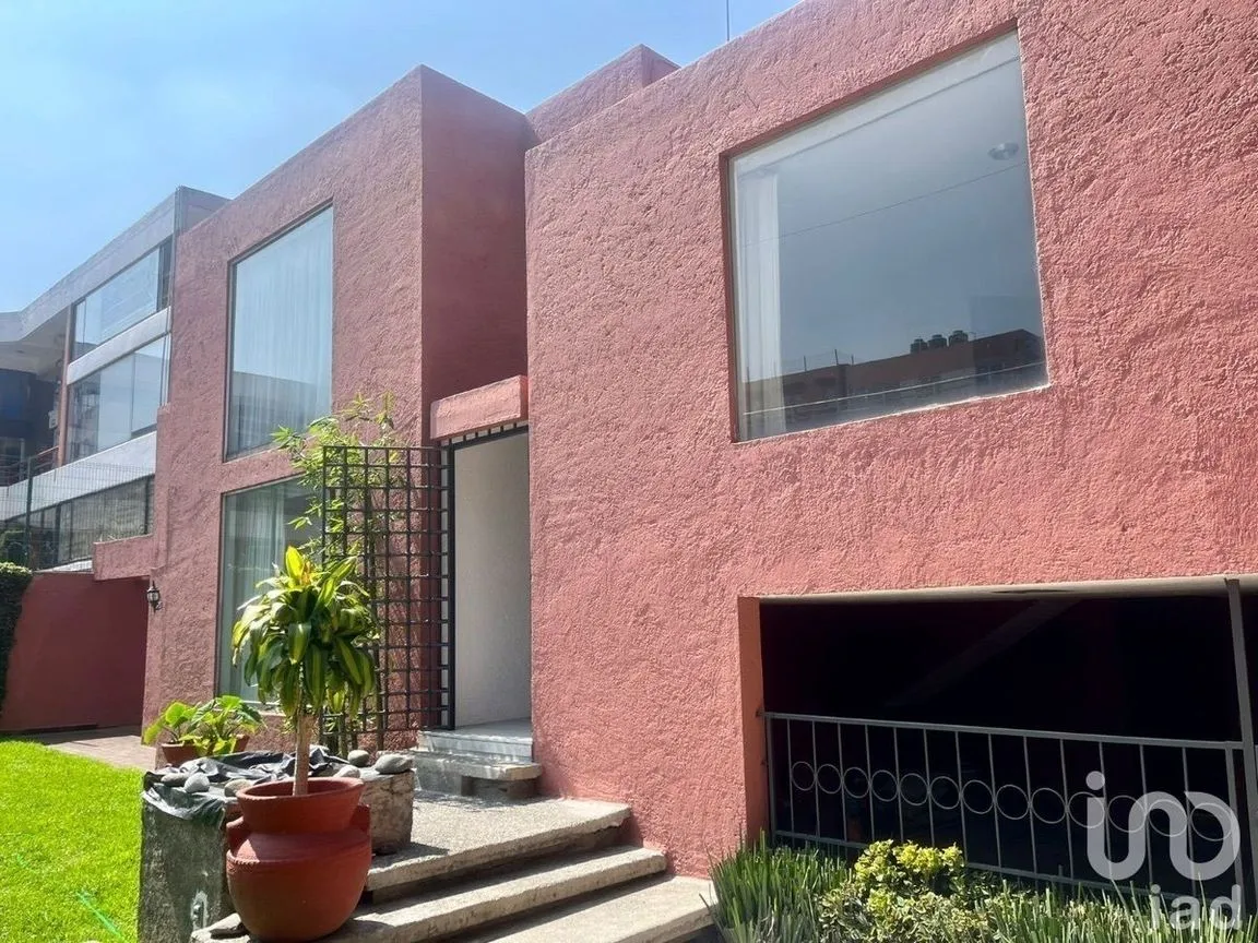 Casa en Venta en Rinconada Coapa 1A Sección, Tlalpan, Ciudad de México | NEX-199877 | iad México | Foto 3 de 14