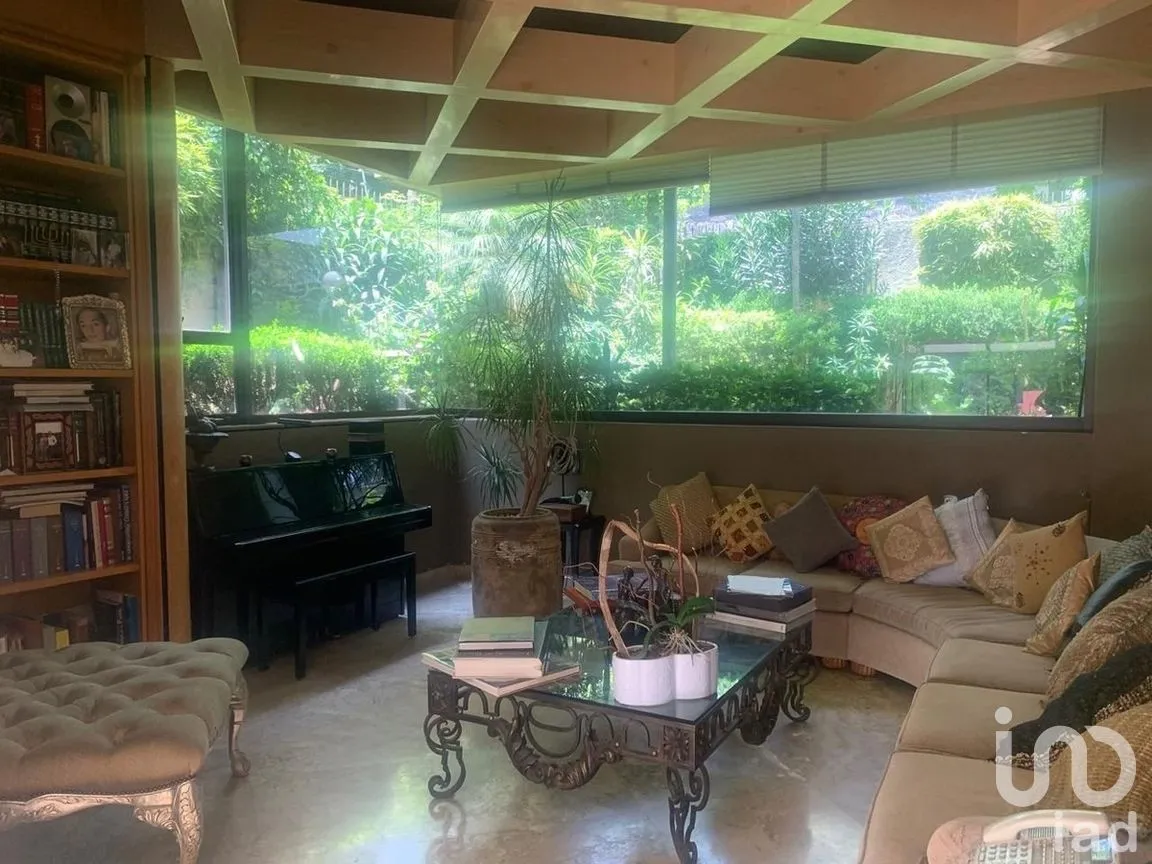 Casa en Venta en Bosque de las Lomas, Miguel Hidalgo, Ciudad de México | NEX-284344 | iad México | Foto 3 de 10