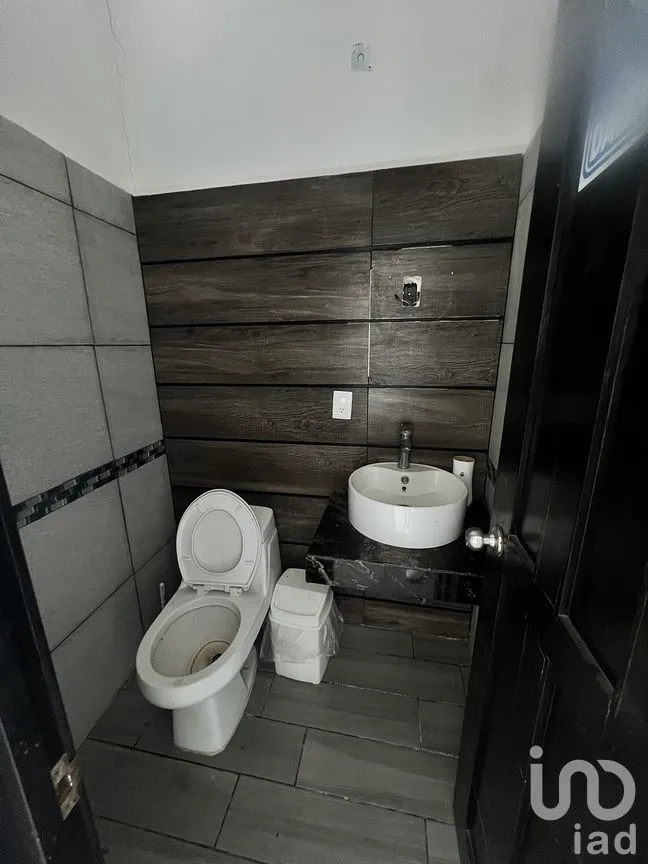 Local en Venta en Comalcalco Centro, Comalcalco, Tabasco | NEX-282836 | iad México | Foto 3 de 12