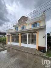 NEX-284805 - Casa en Renta, con 4 recamaras, con 3 baños, con 220 m2 de construcción en Los Mangos, CP 86608, Tabasco.