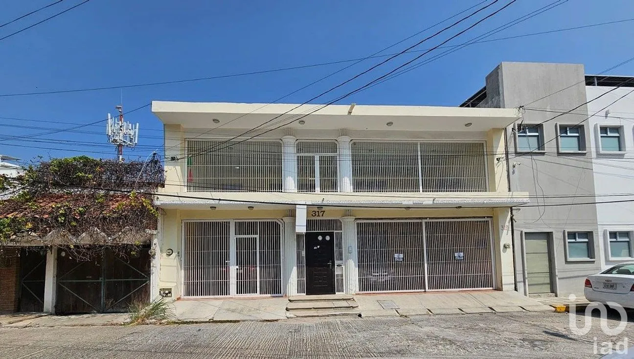 Casa en Venta en Jardines de Tuxtla, Tuxtla Gutiérrez, Chiapas | NEX-292331 | iad México | Foto 2 de 39