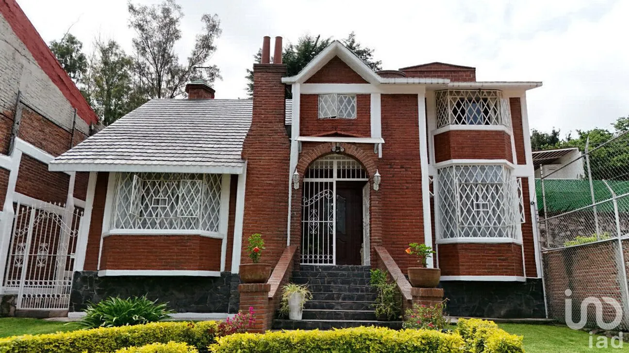 Casa en Venta en Bosques del Lago, Cuautitlán Izcalli, Estado de México | NEX-272570 | iad México | Foto 2 de 36