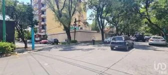 NEX-275294 - Casa en Venta, con 4 recamaras, con 4 baños, con 700 m2 de construcción.