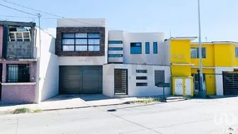 NEX-199427 - Casa en Venta, con 5 recamaras, con 3 baños, con 257 m2 de construcción en Dale, CP 31050, Chihuahua.